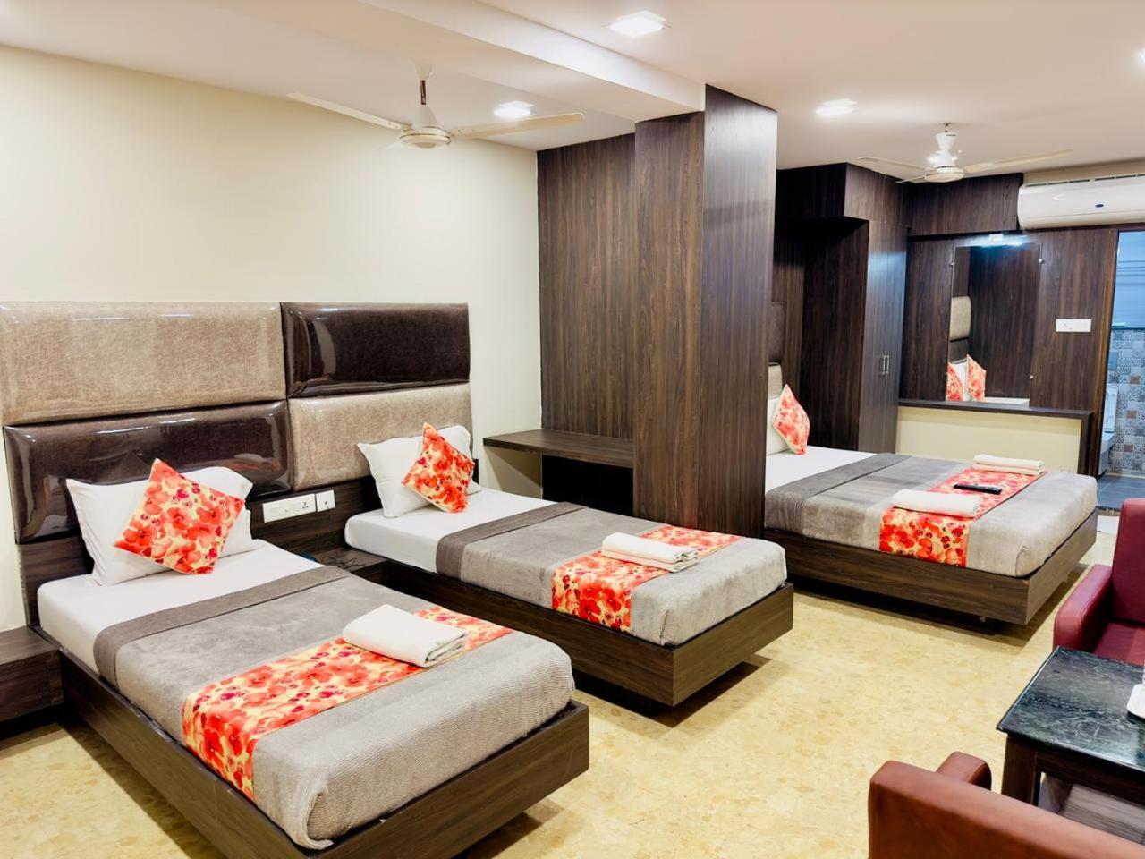 Hotel Sheraton Grande At Puratchi Thalaivar Dr Mgr Railway Station
