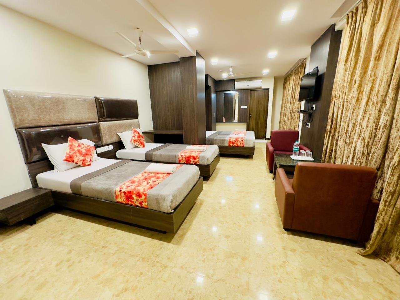 Sheraton Grande At Puratchi Thalaivar Dr Mgr Railway Station